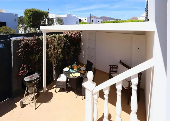 Cosy Lanzarote 3 Bedrooms Heated Pool Honey * Пуэрто дель Кармен