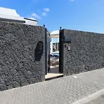 Cosy Lanzarote 3 Bedrooms Heated Pool Honey Villa Puerto del Carmen (Lanzarote)