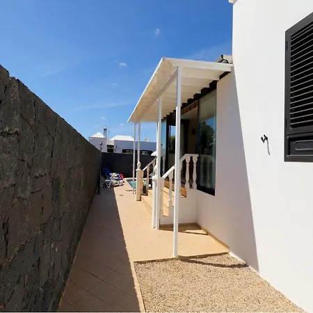 Villa Cosy Lanzarote 3 Bedrooms Heated Pool Honey Puerto del Carmen (Lanzarote)