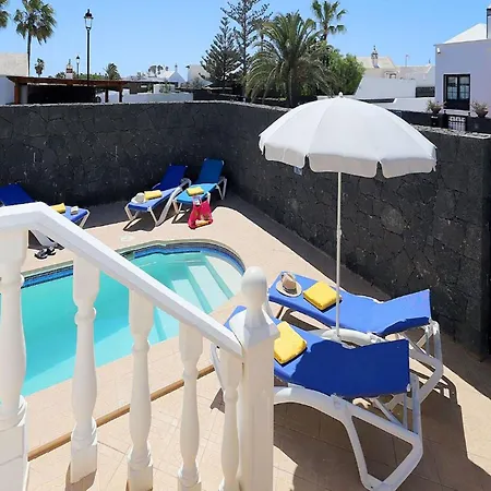 Villa Cosy Lanzarote 3 Bedrooms Heated Pool Honey *